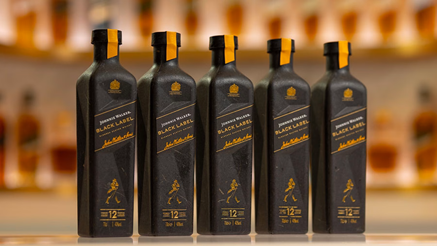 Diageo запускає першу 0,7-літрову пляшку в паперовій упаковці для Johnnie Walker